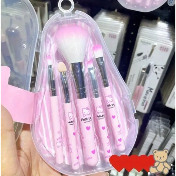 NEW Hello Kitty 5-Piece Mini Makeup Brush Set – Pink Cosmetic Brushes for Travel - Picture 2 of 4